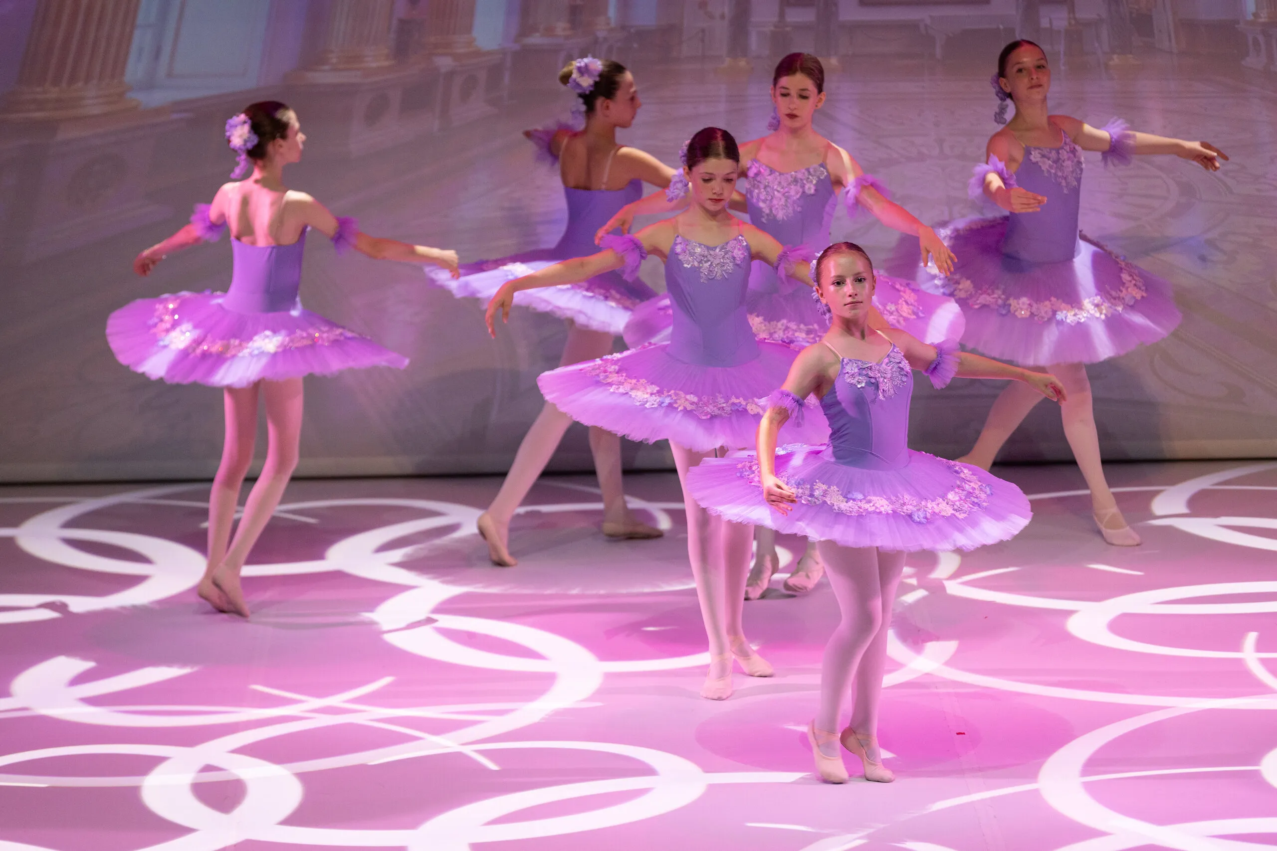 Groupe de tutus lilas en tournant.